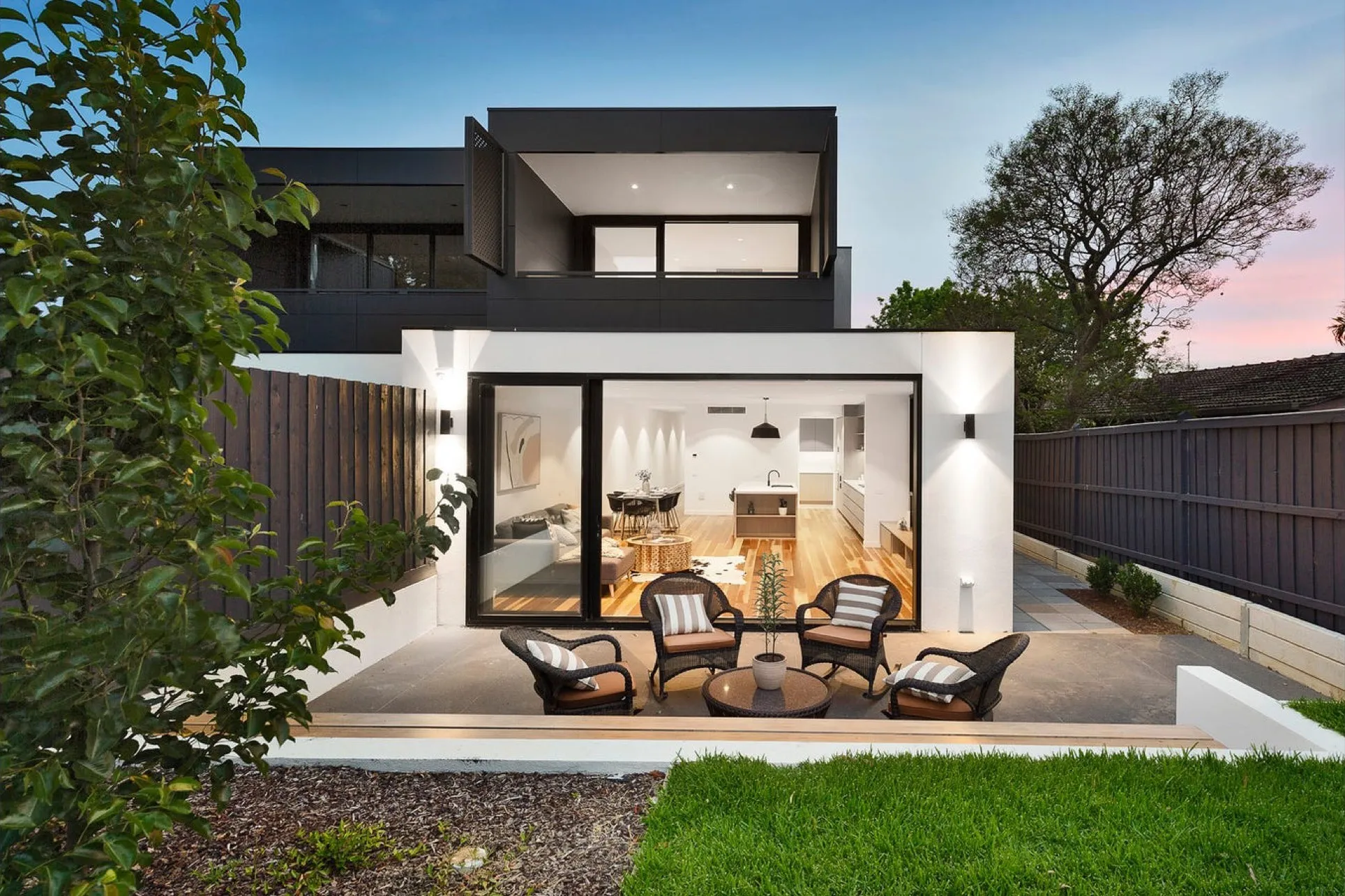 Wallabah — Mount Waverley